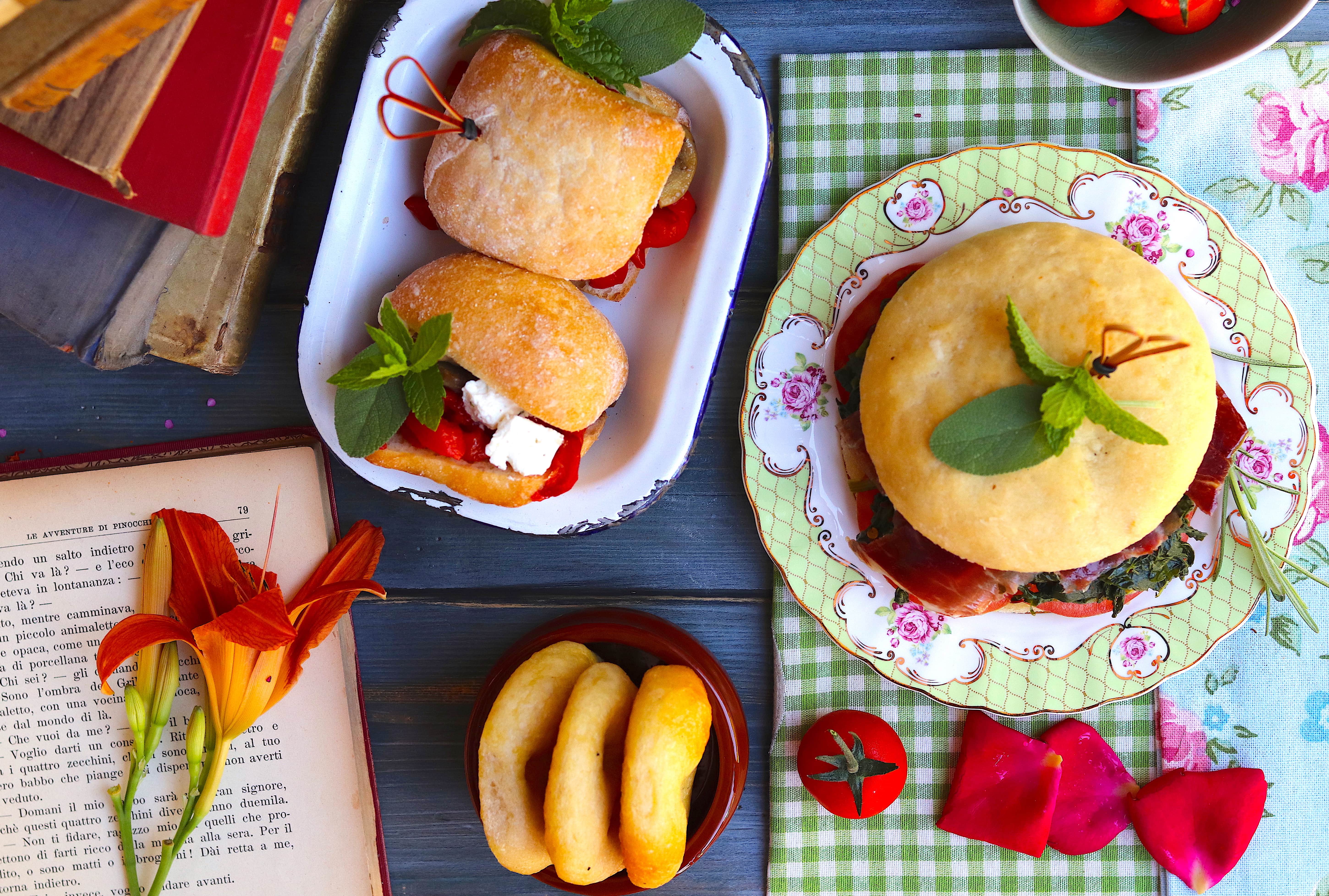 APERITIVO LETTERARIO: focaccine e Prosecco in mezzo ai libri