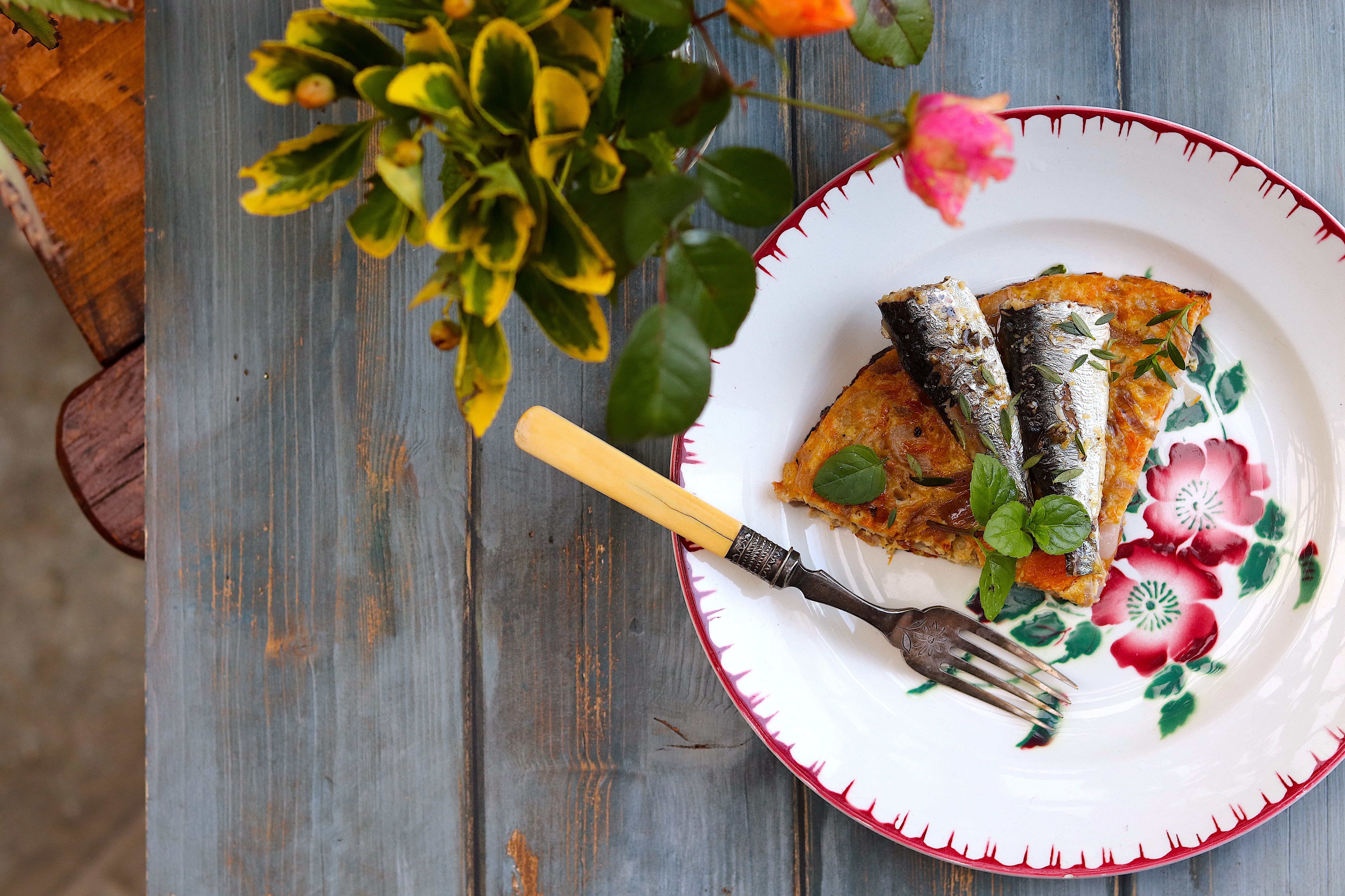 POINTE DE PENMARC’H e una Frittata con lampascioni e sardine al pesto