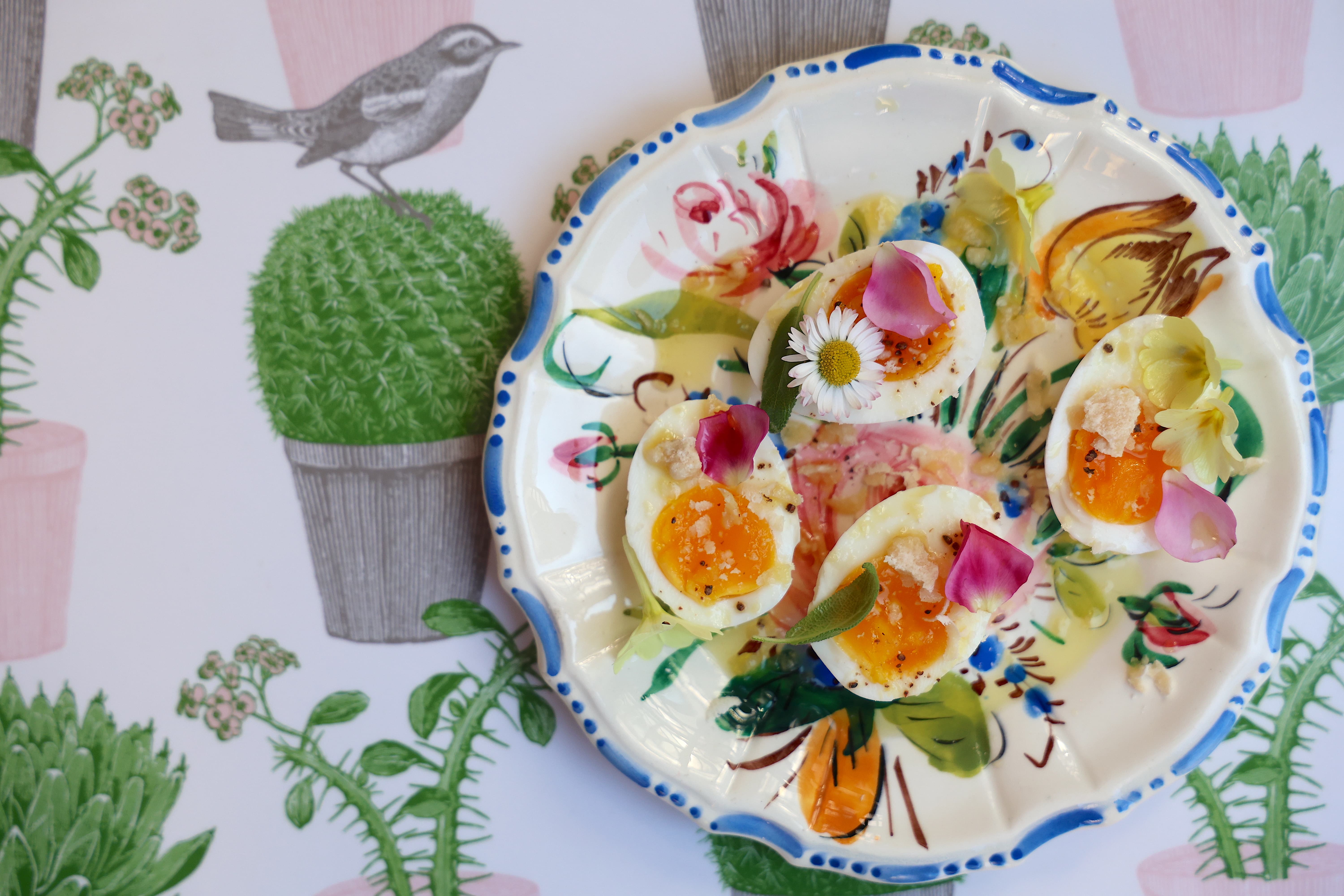 Uova, Parmigiano 21 anni, legno