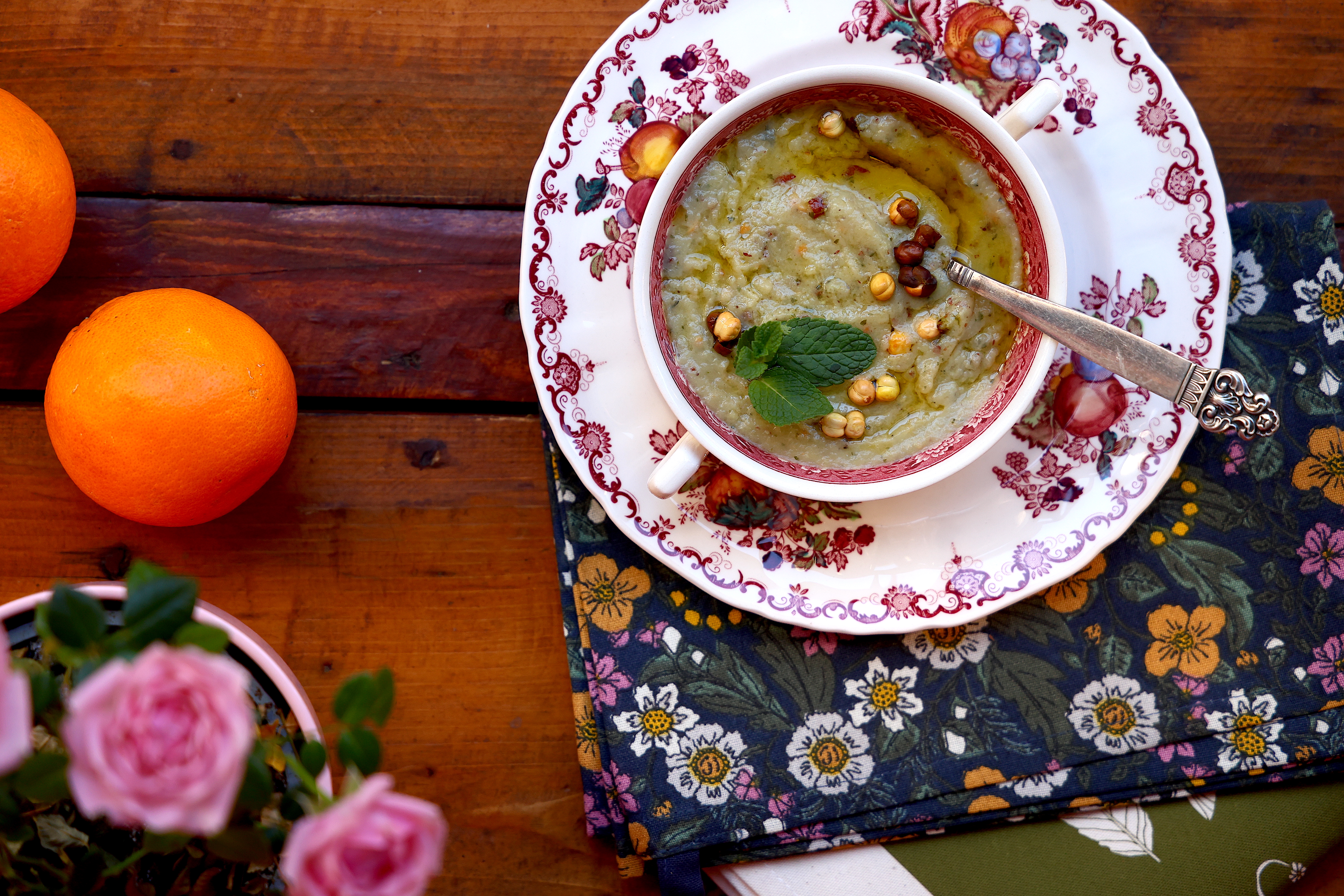 Babaganoush, ceci tostati, olio all’arancia